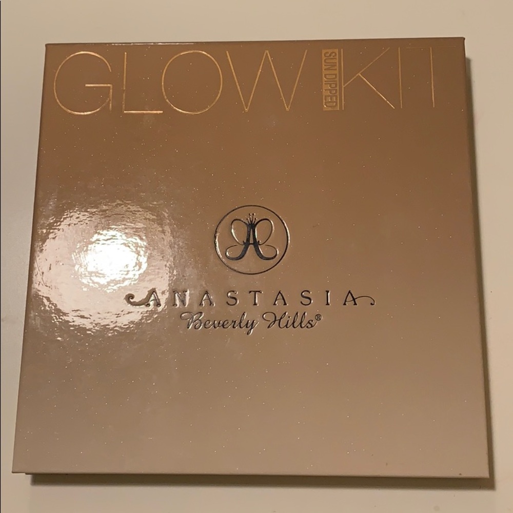 Anastasia Beverly Hills Glow Kit Sun Dipped